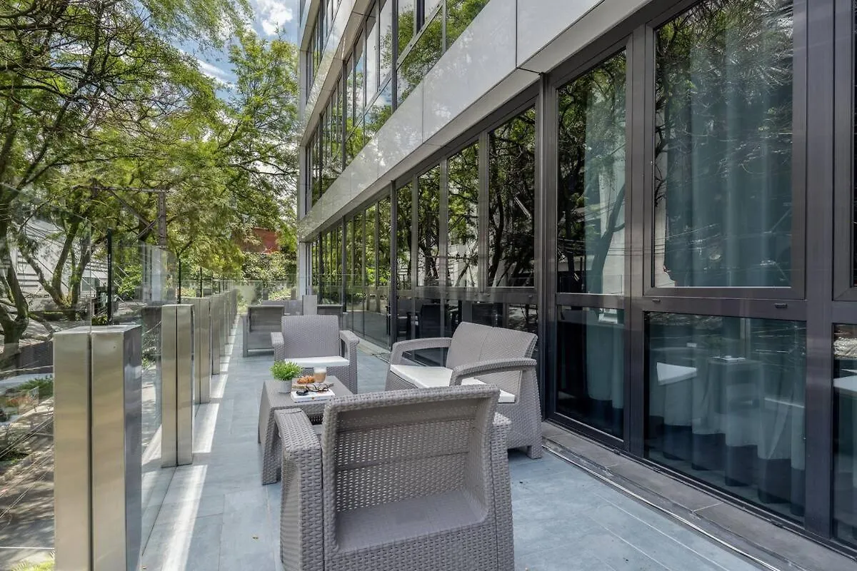 Europa Suites Medellin Apartment