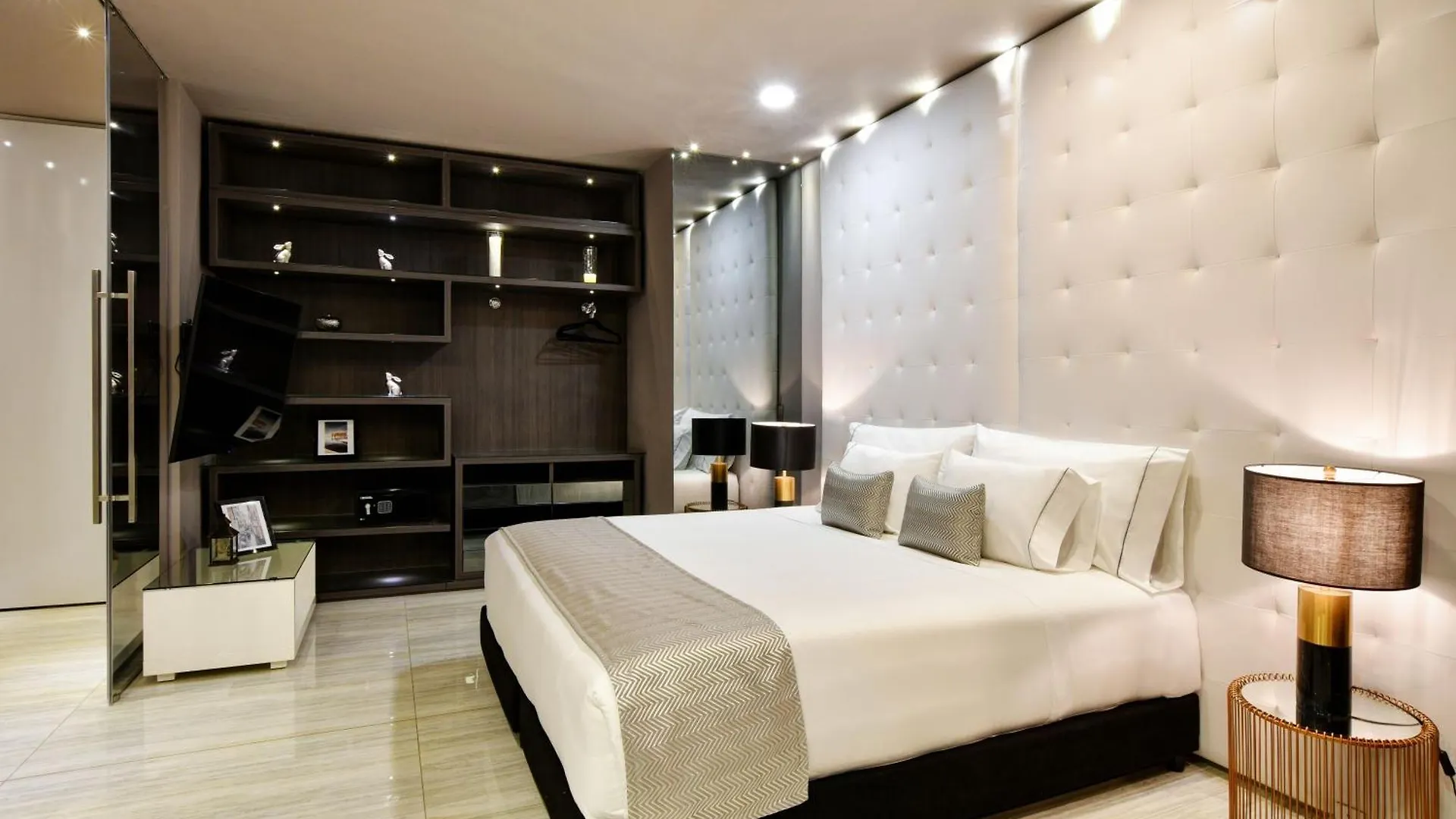 Europa Suites Medellín Apartamento